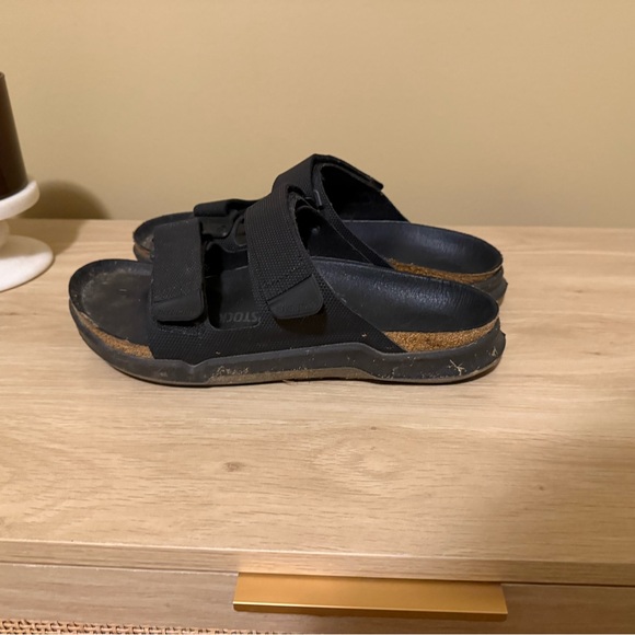 Birkenstock Black Men's Sandals with Adjustable Straps - Picture 2 of 4
